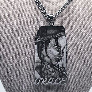 Women's Necklaces